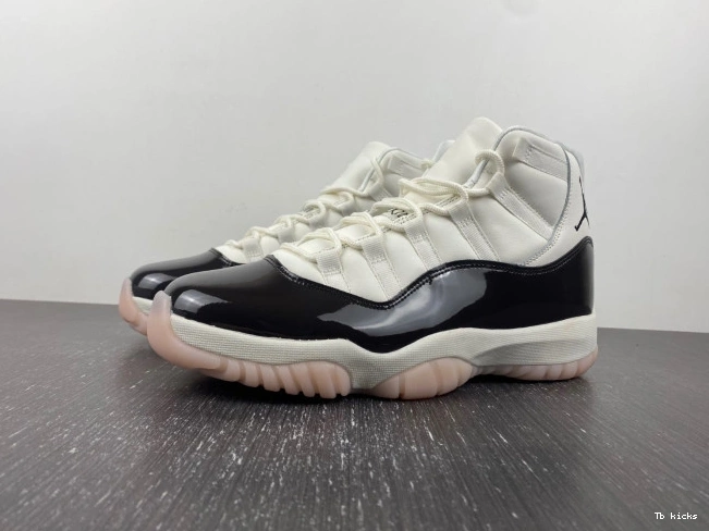 Reps TBK AR0715-101 Neapolitan WMNS Jordan Air 11 0816